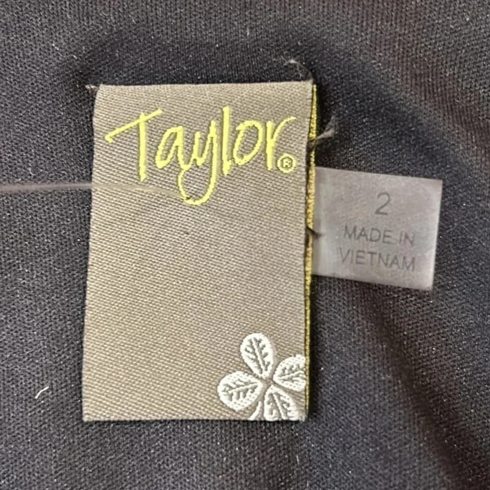 Taylor Animal Print Smocked-Chiffon A-Line Dress Women’s Size 2 - Picture 3 of 10